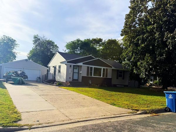 5060 Clearview Street NE, Fridley, MN 55421