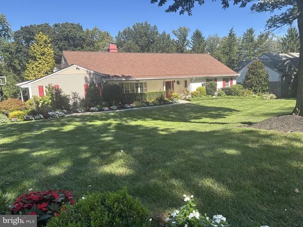 2224 N STONE RIDGE LANE, VILLANOVA, PA 19085