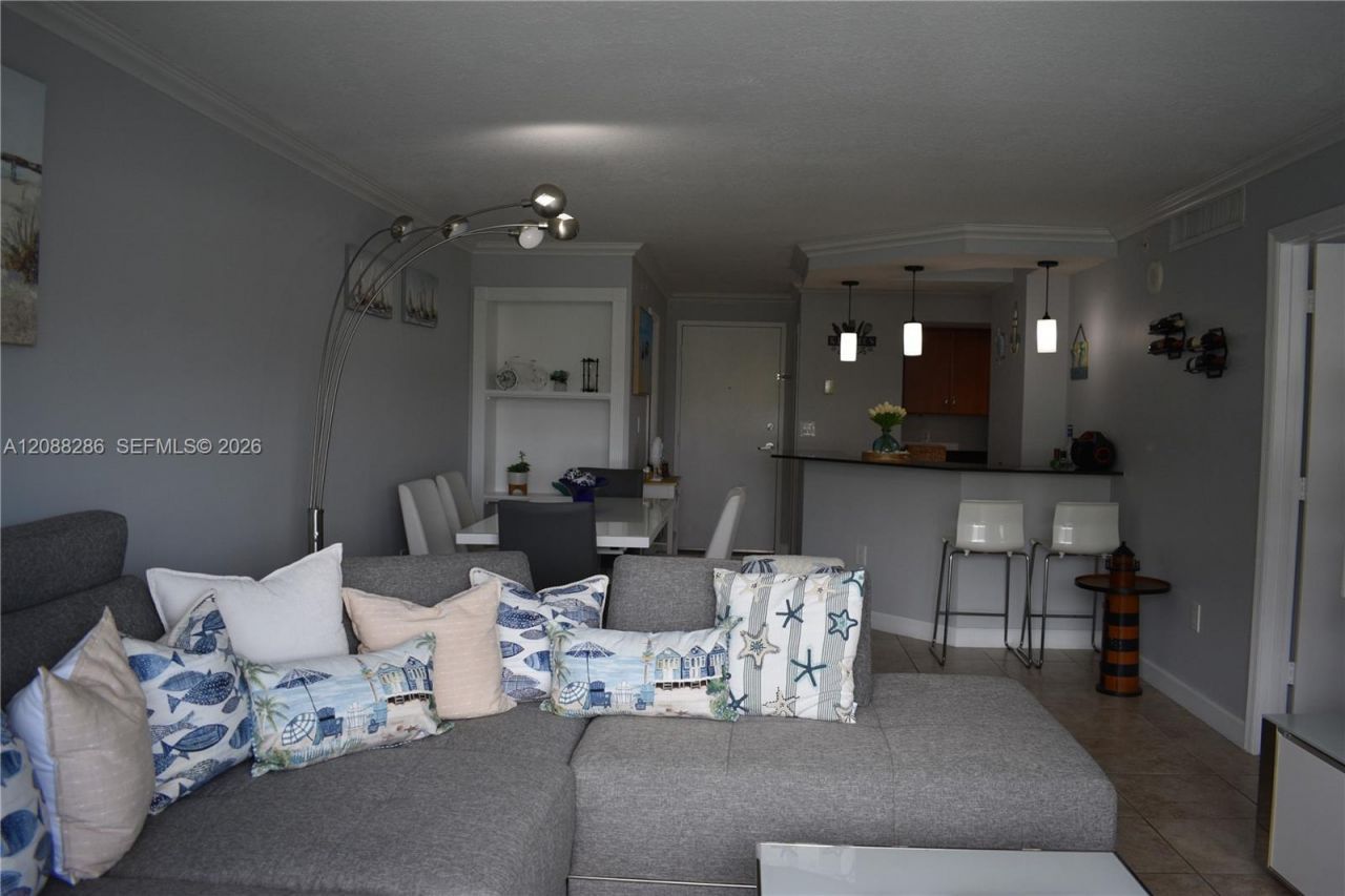 Please Call For Address, Unit 524, Miami Beach, FL 33141 Photo