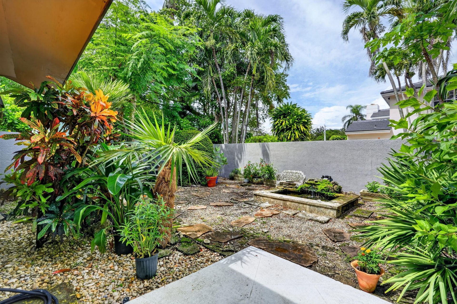 6995 SW 67th Avenue Sw, South Miami, FL 33143 Photo