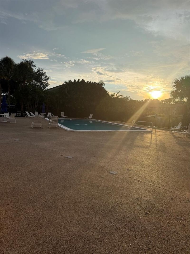 2716 Hidden Lake Boulevard, Unit C, Sarasota, FL 34237 Photo