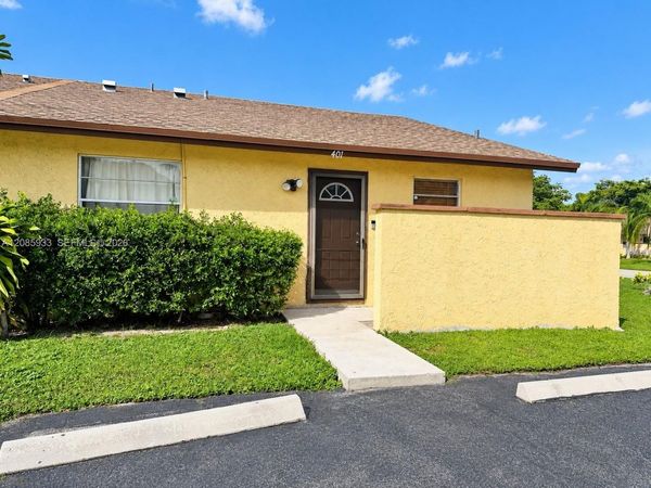 401 NW 43rd St , Deerfield Beach, FL 33064