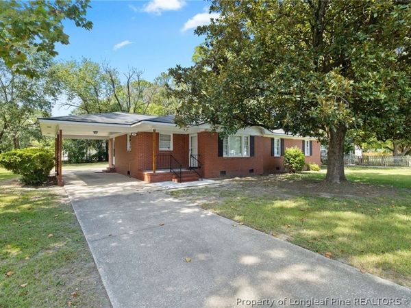 808 Hemlock Drive, Fayetteville, NC 28304