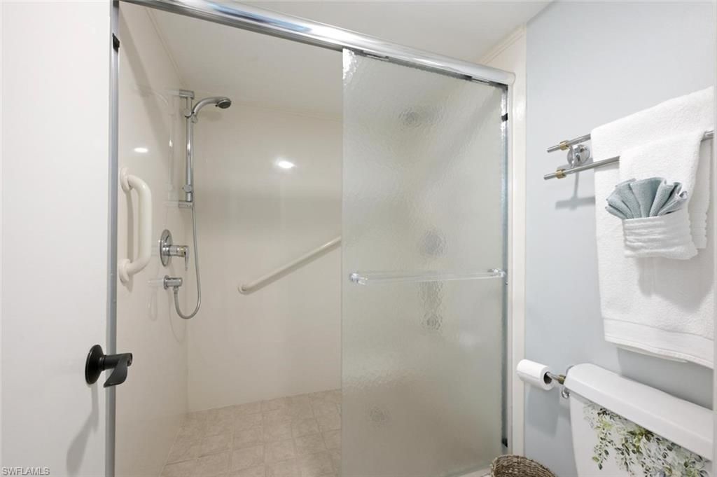 3215 Gulf Shore Blvd N, Unit 508N, Naples, FL 34103 Photo