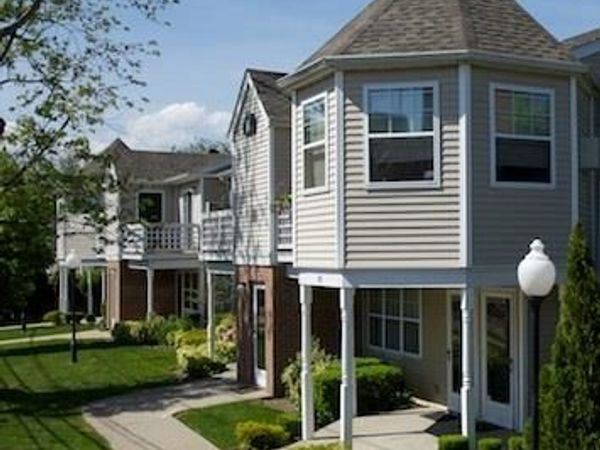 55 Fifth Avenue , Unit 4, Bay Shore, NY 11706