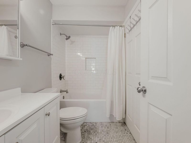 1587 Arlington Avenue, Unit B, Columbus, OH 43212 Photo 16