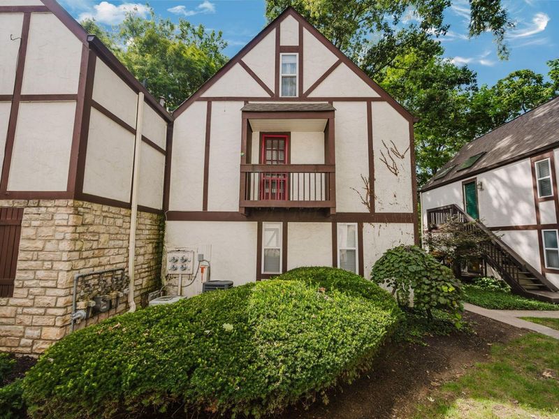 1587 Arlington Avenue, Unit B, Columbus, OH 43212 Photo 2