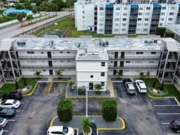 14195 SW 87th Street, Unit Apt b207, Miami, FL 33183