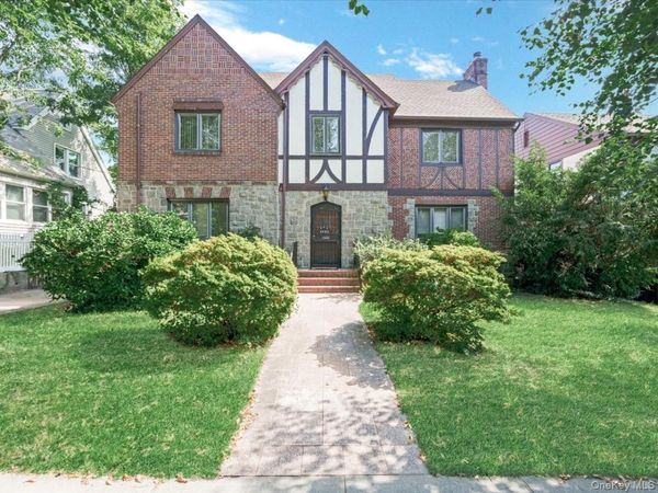 3533 171st Street, Flushing, NY 11358