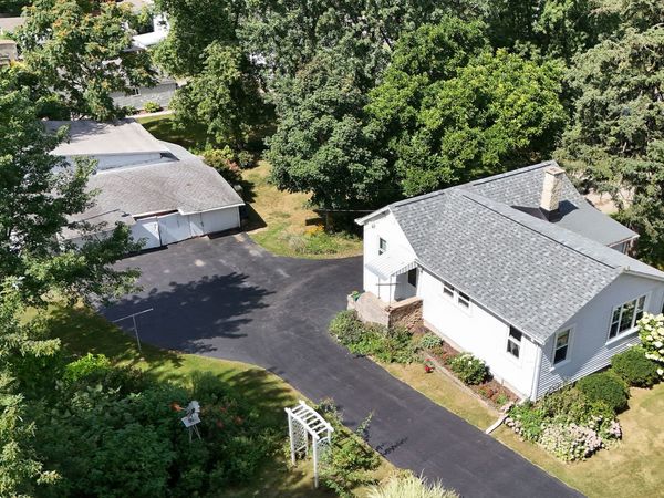 150 E 2nd Avenue , New Lenox, IL 60451