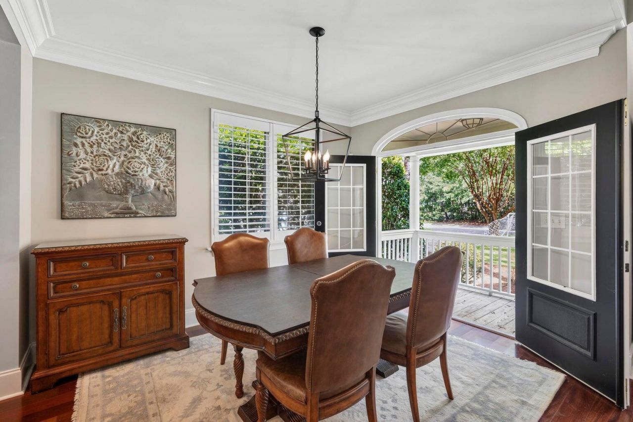1005 Island Crossing Drive Photo 6
