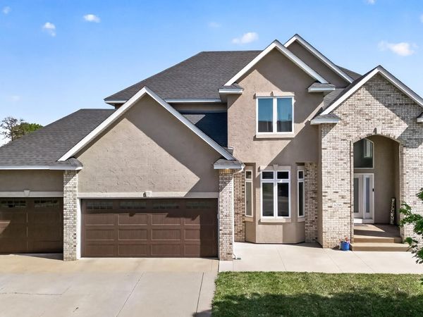 6206 106th Avenue N, Brooklyn Park, MN 55443