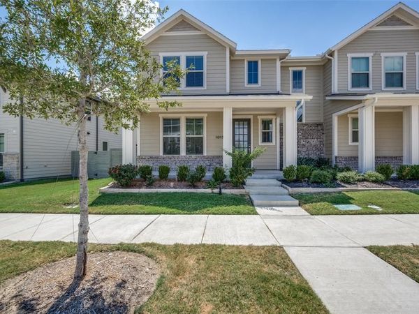 1013 14th Street, Argyle, TX 76226