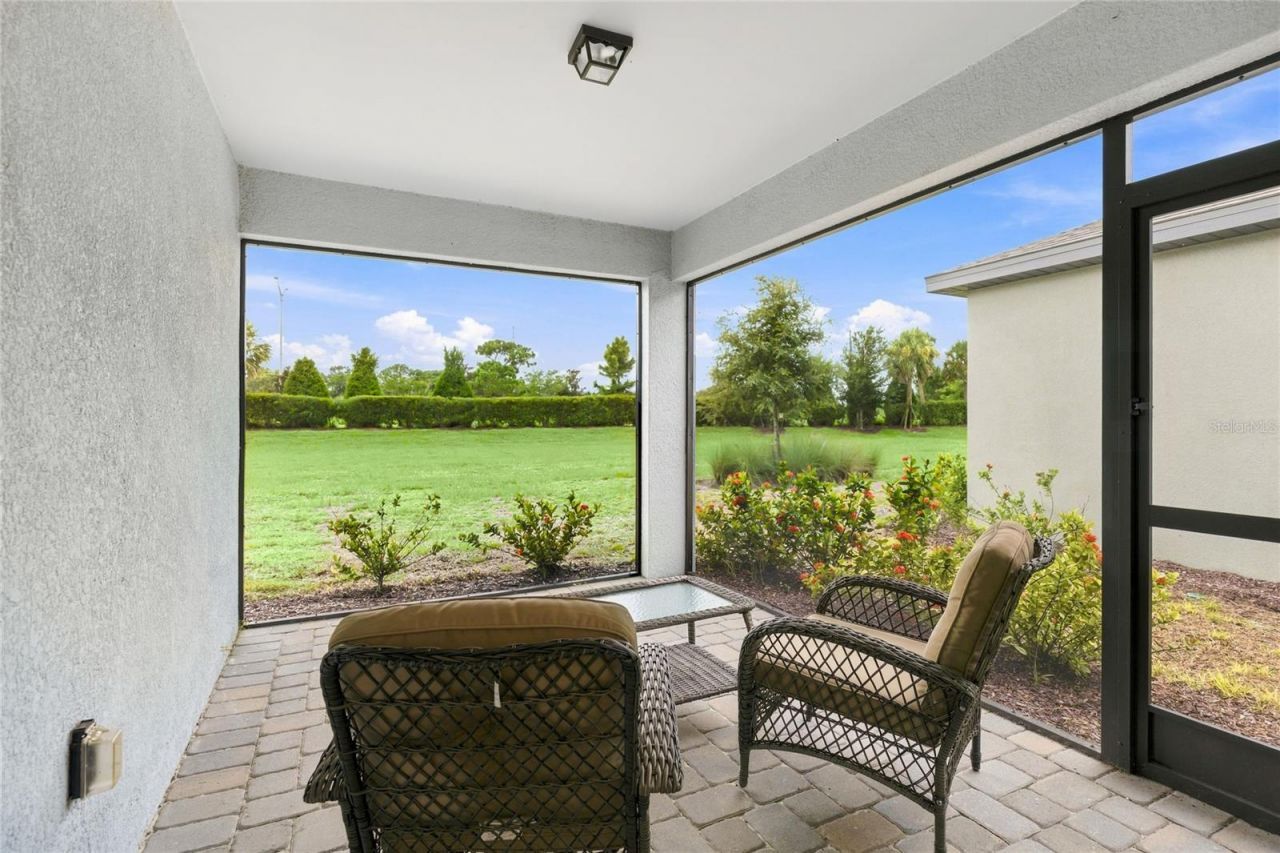 6587 Silverstar Drive, Sarasota, FL 34240 Photo