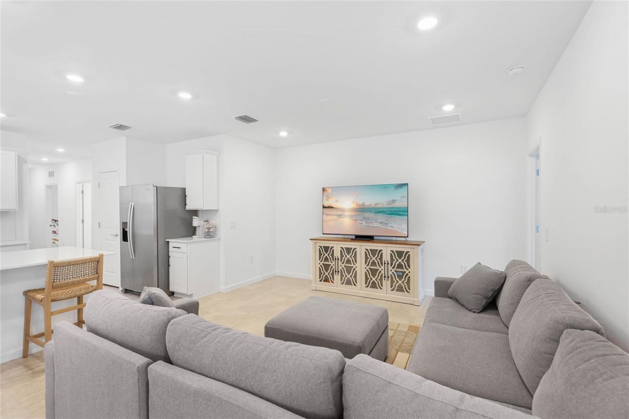 6587 Silverstar Drive, Sarasota, FL 34240 Photo