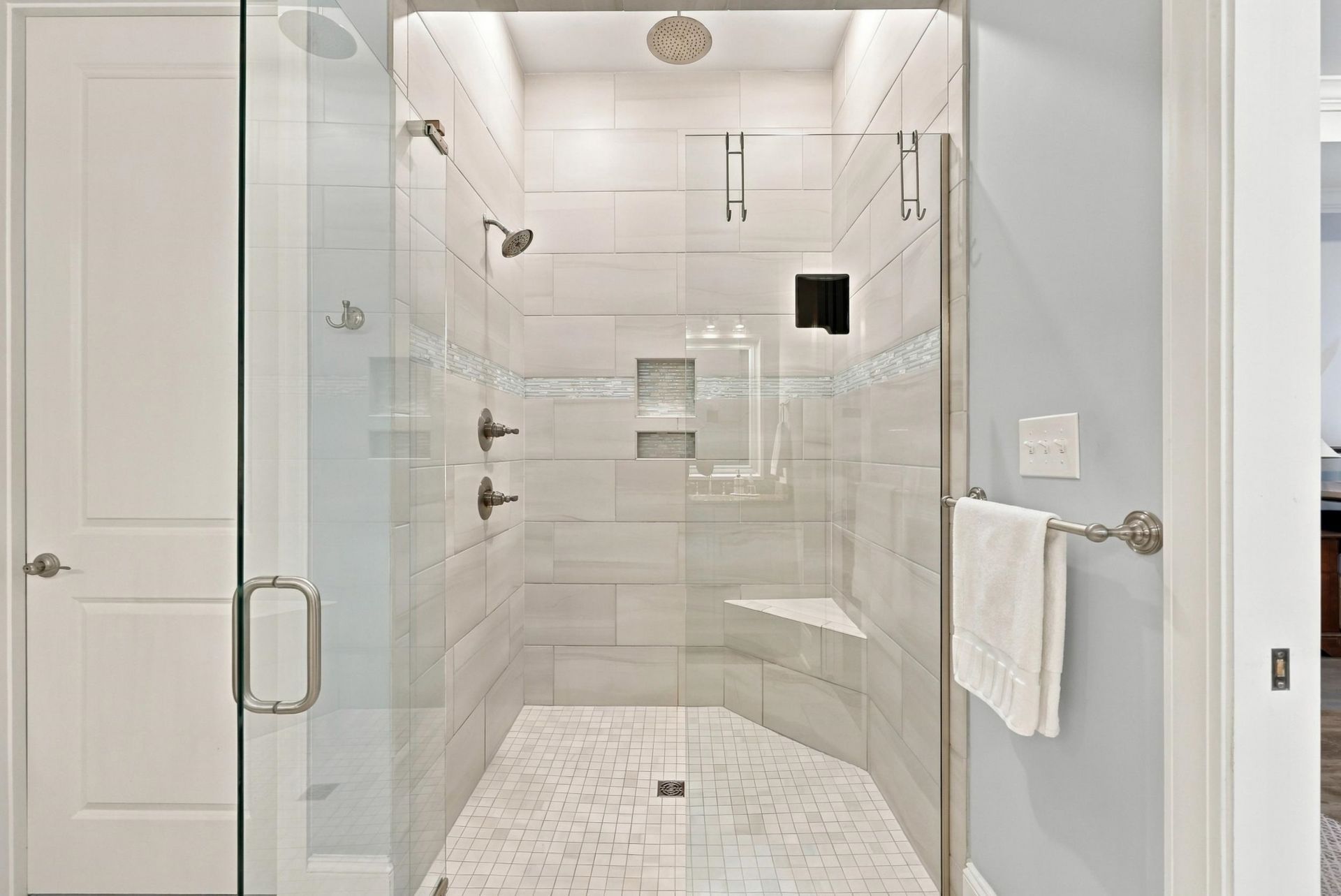 1413 Hunters Rest Dr.  Photo 14