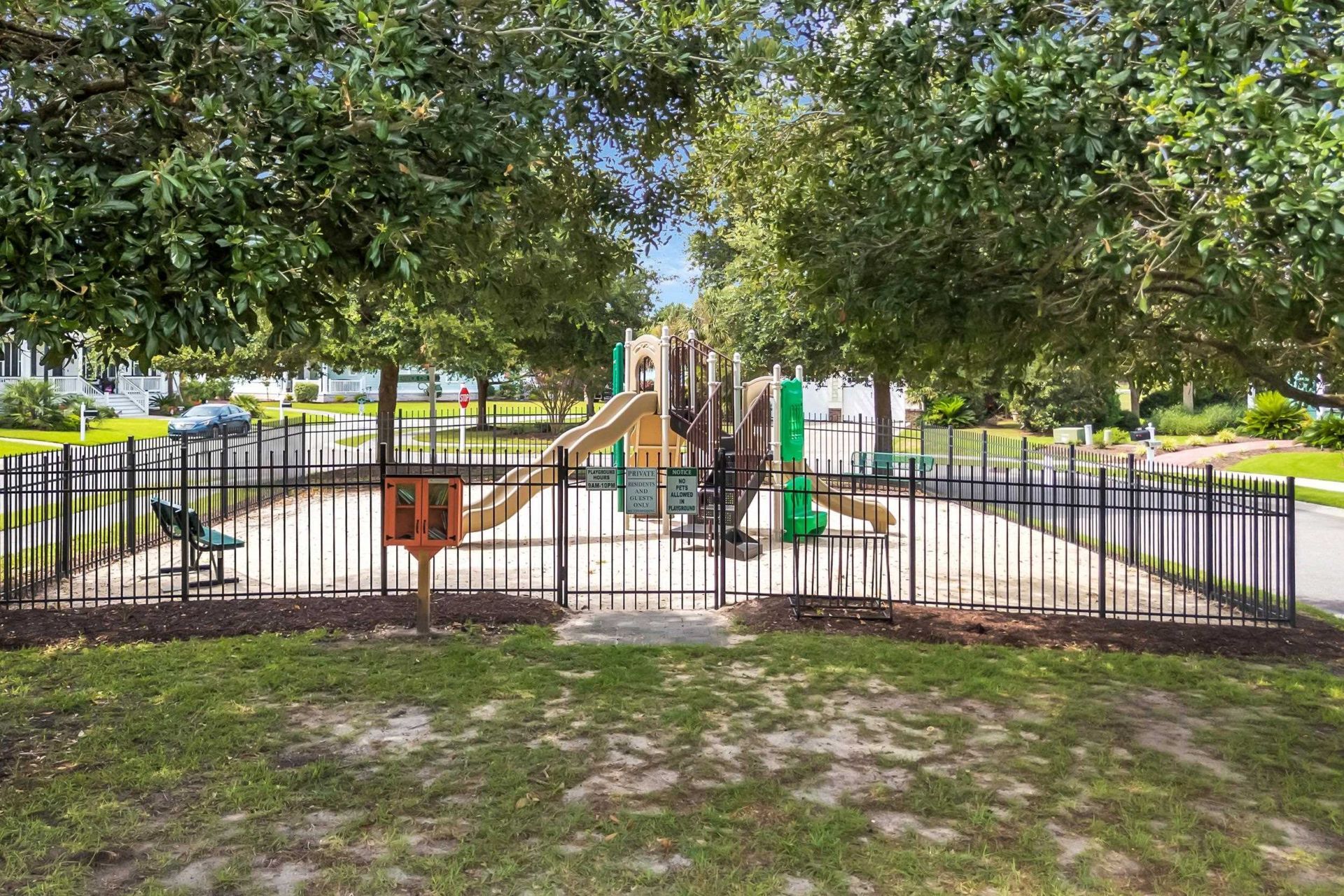1413 Hunters Rest Dr.  Photo 45
