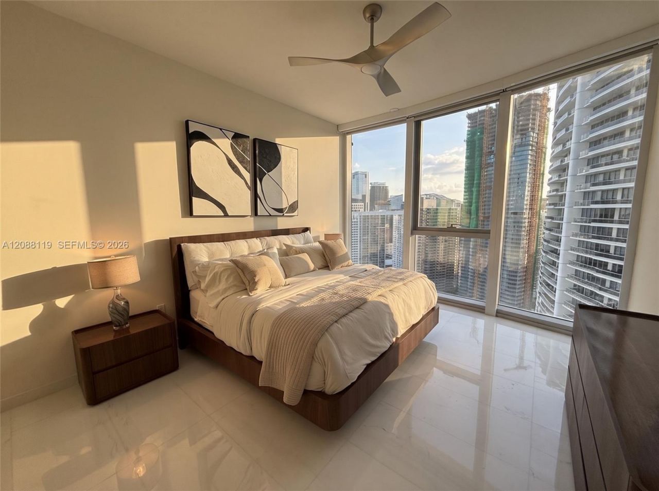 300 Biscayne Boulevard Way, Unit 4007W, Miami, FL 33131 Photo