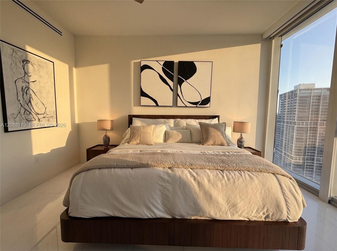 300 Biscayne Boulevard Way, Unit 4007W, Miami, FL 33131 Photo