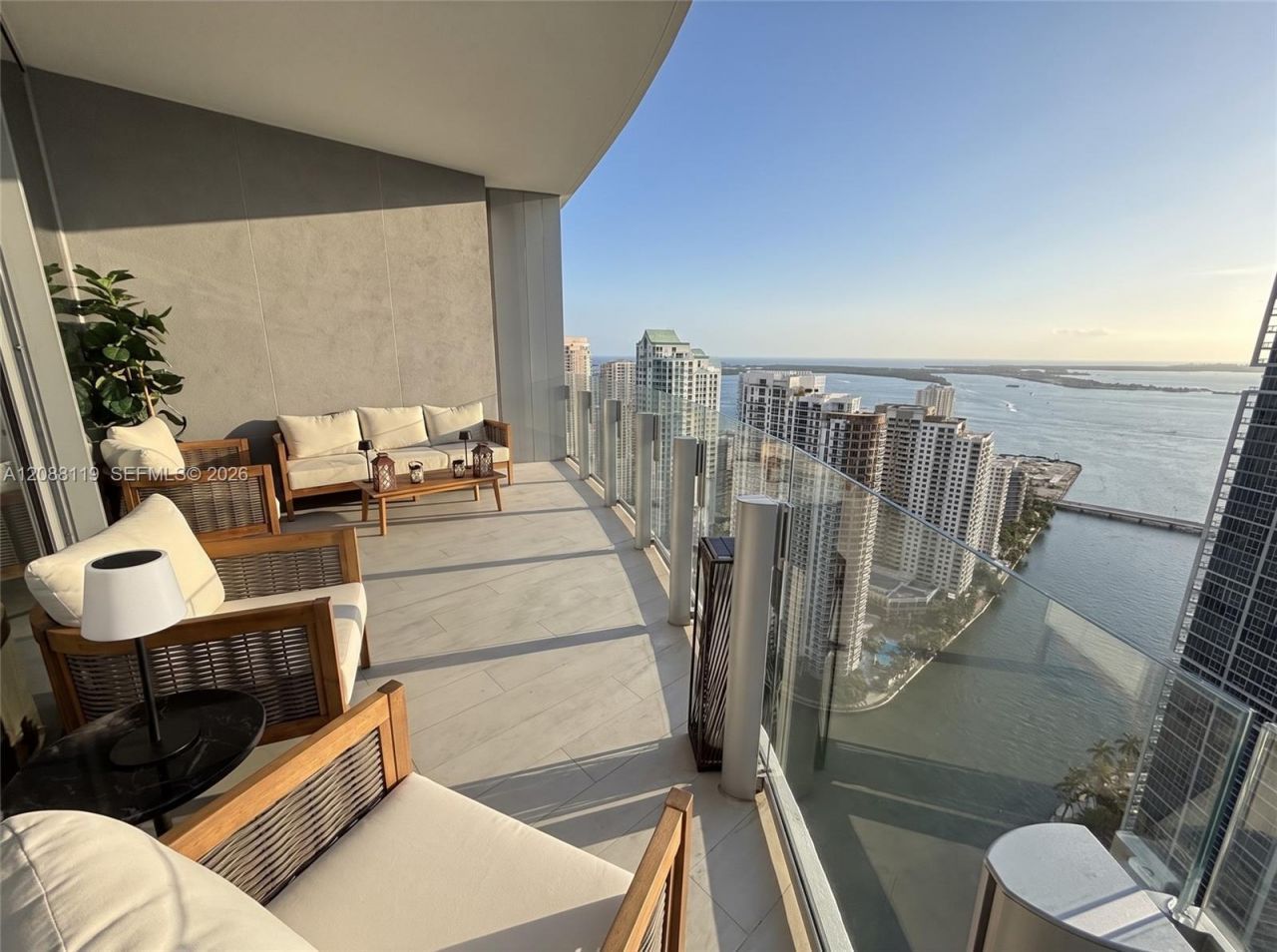 300 Biscayne Boulevard Way, Unit 4007W, Miami, FL 33131 Photo