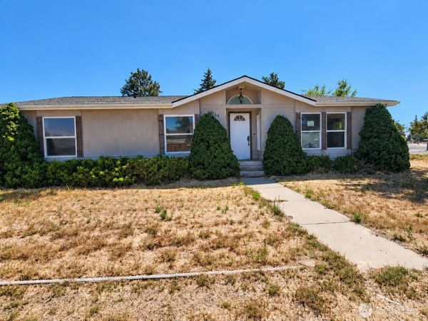 423 Caldwell Street, Hartline, WA 99135