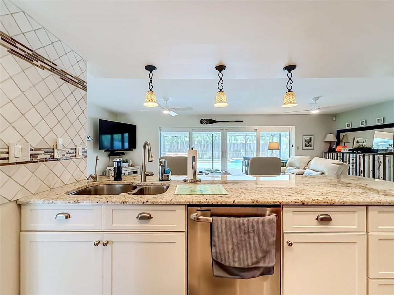 14515 Anchorage Circle, Seminole, FL 33776 Photo