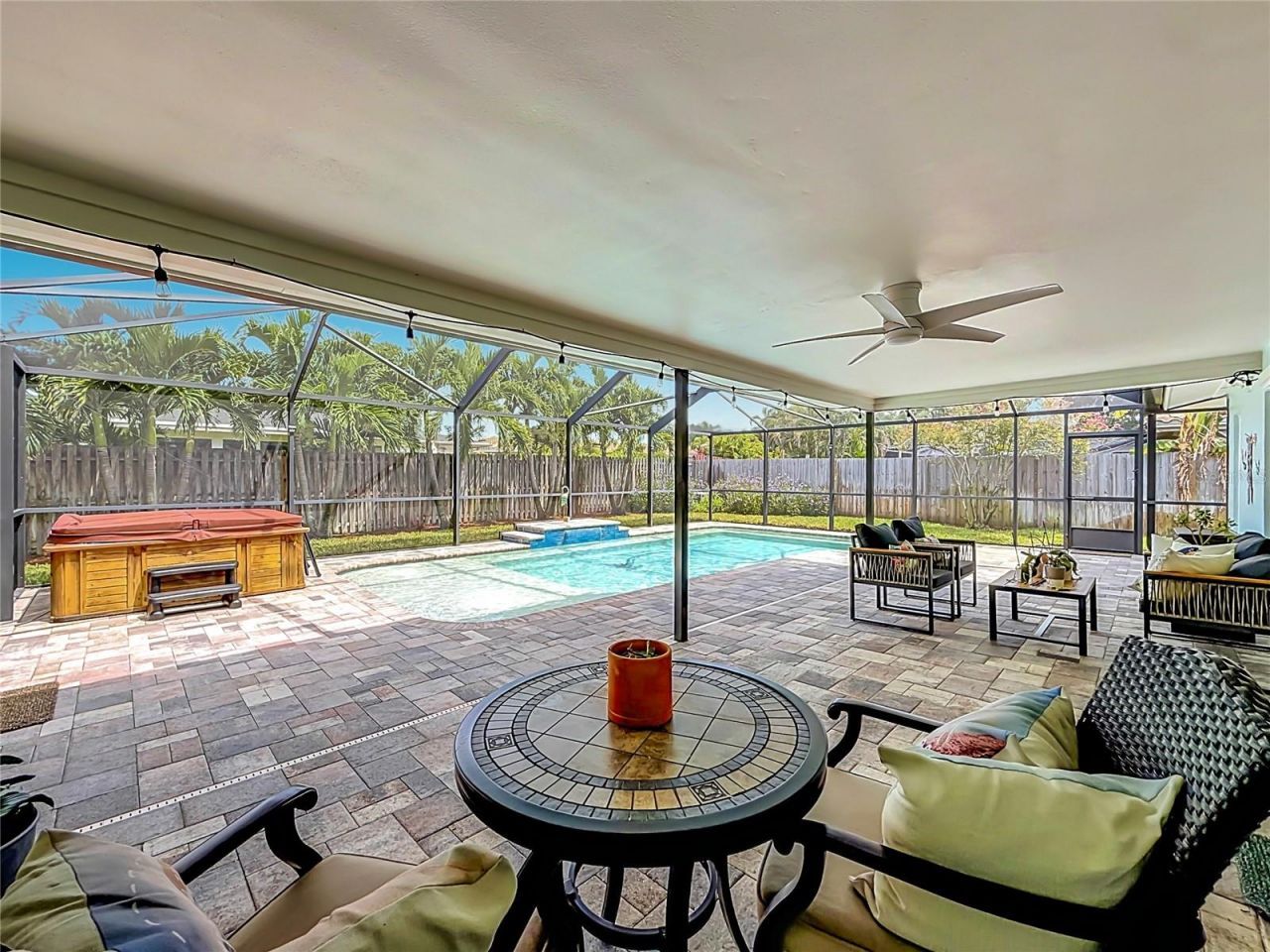 14515 Anchorage Circle, Seminole, FL 33776 Photo