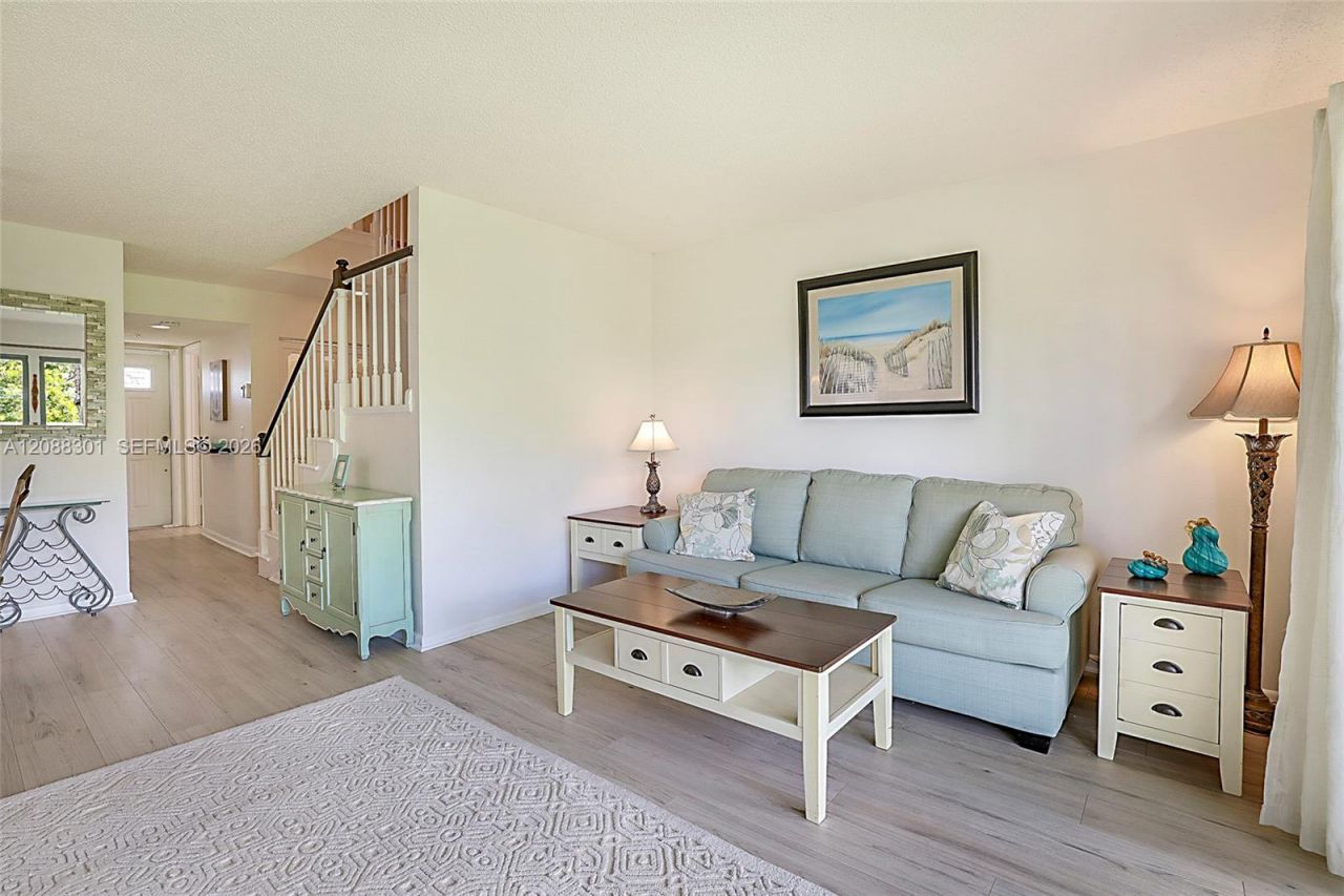 9219 SE Riverfront Ter, Unit G, Jupiter, FL 33469 Photo