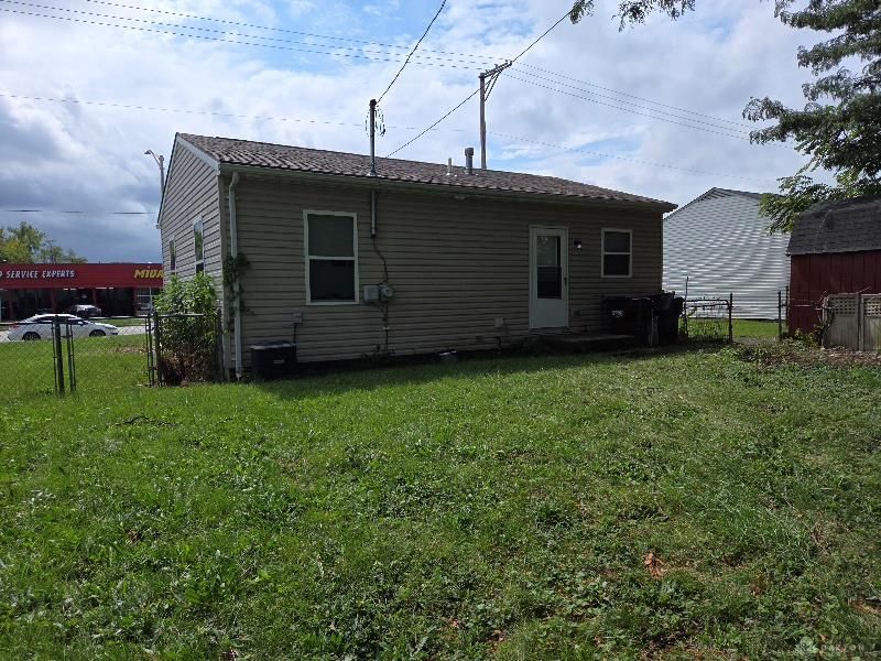 2365 E Dorothy Lane, Kettering, OH 45420 Photo 2