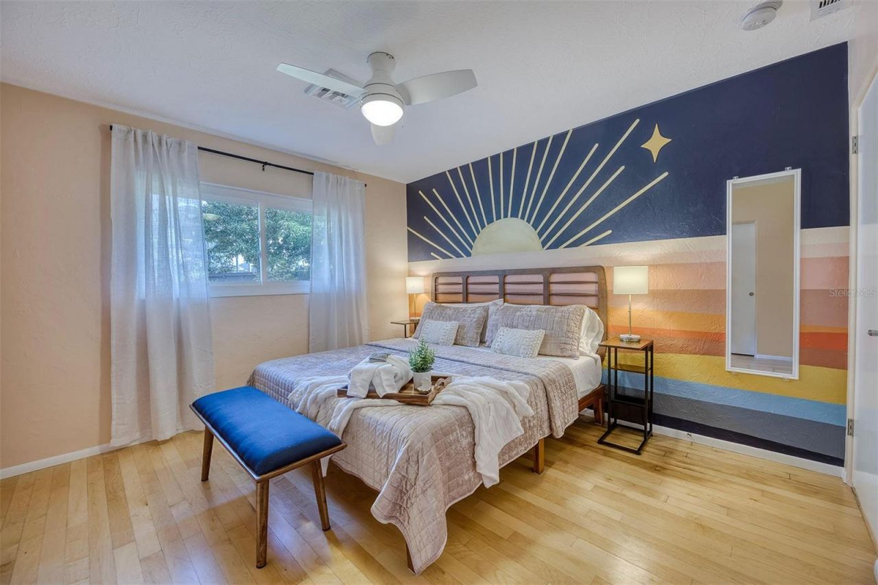 7739 Westmoreland Drive, Sarasota, FL 34243 Photo