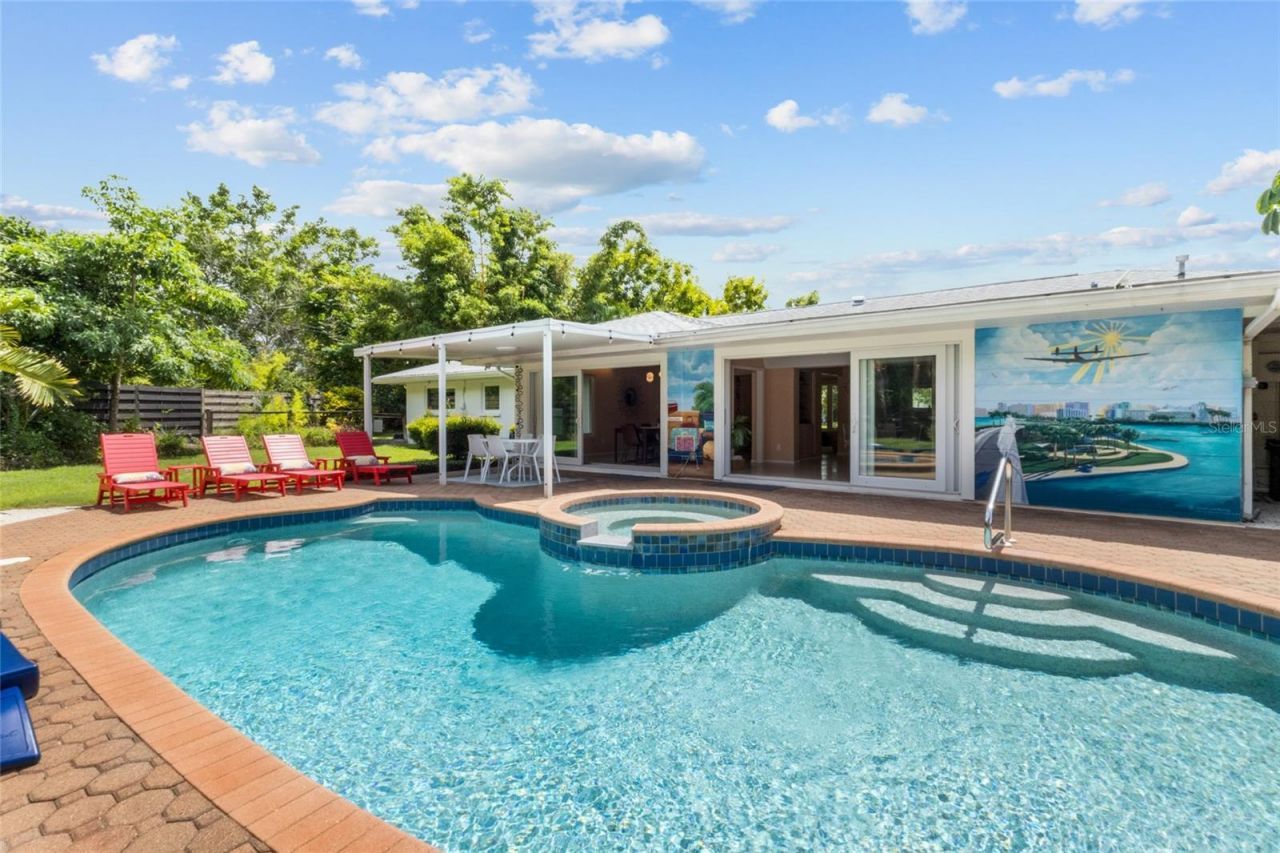 7739 Westmoreland Drive, Sarasota, FL 34243 Photo