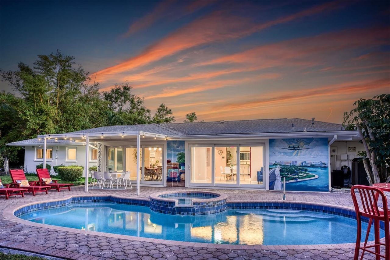 7739 Westmoreland Drive, Sarasota, FL 34243 Photo