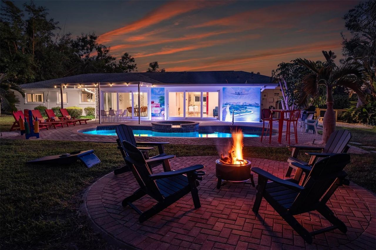 7739 Westmoreland Drive, Sarasota, FL 34243 Photo