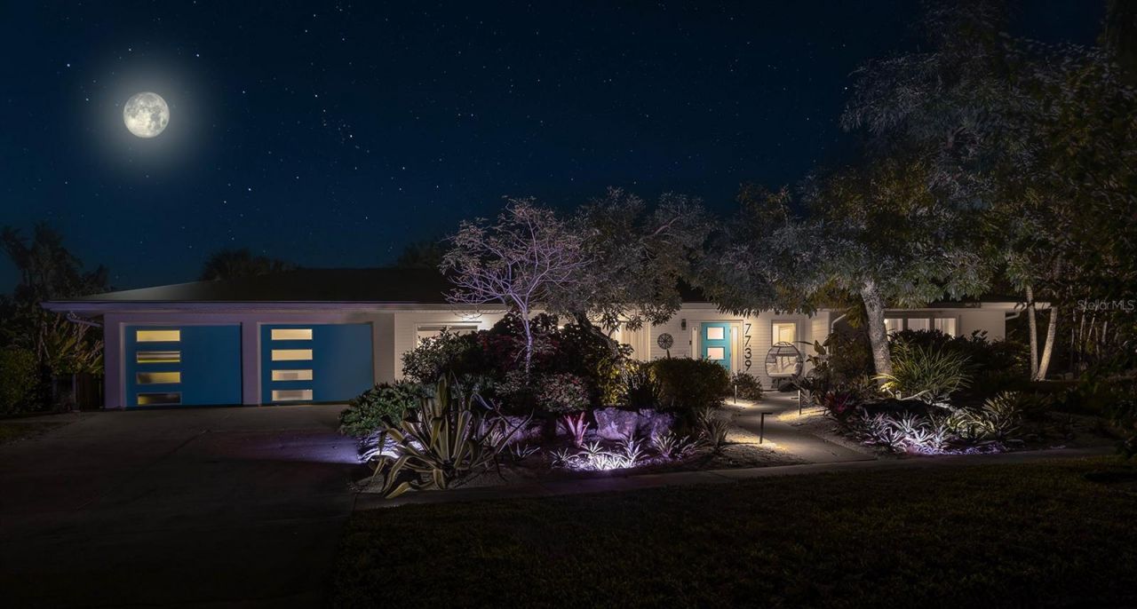 7739 Westmoreland Drive, Sarasota, FL 34243 Photo
