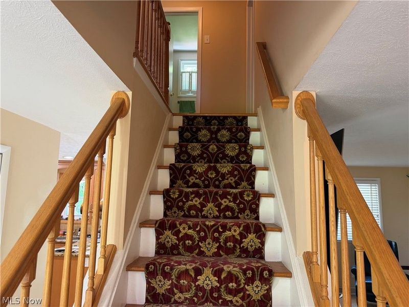 8094 Rolling Brook Road, Northfield, OH 44067 Photo 30