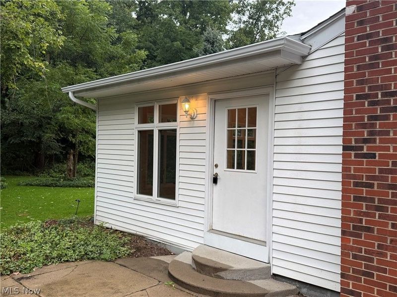 8094 Rolling Brook Road, Northfield, OH 44067 Photo 6