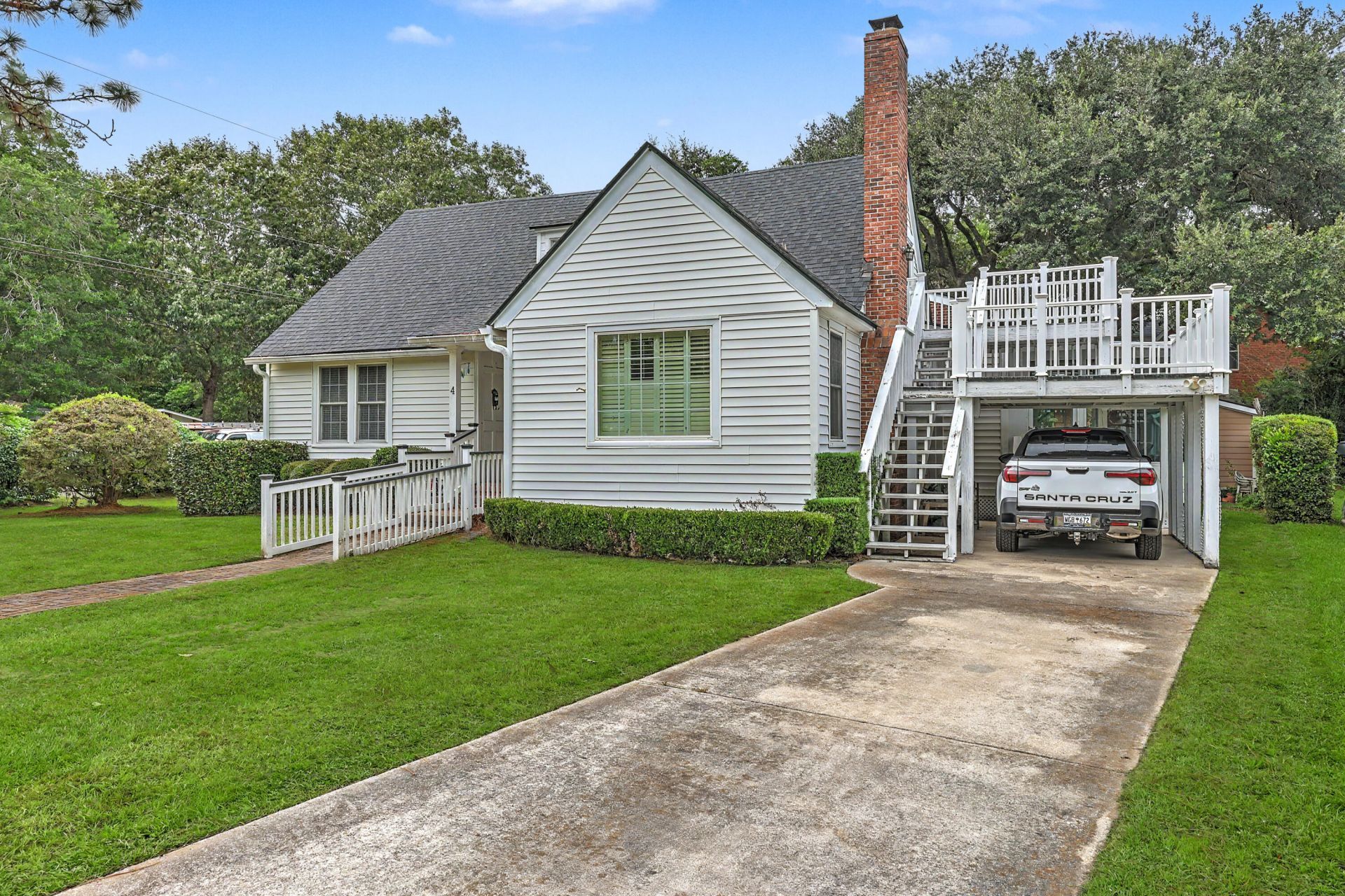 4 Oakdale Place Photo 4