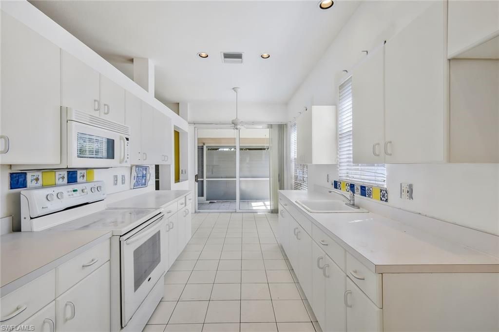 6522 Ilex Cir, Naples, FL 34109 Photo