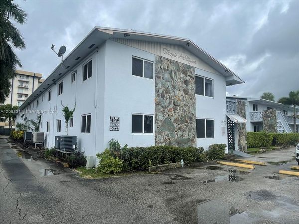 1836 NW 22nd Ct , Unit 6, Miami, FL 33125