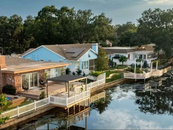 10861 CLARA LANE, ST PETERSBURG, FL 33708