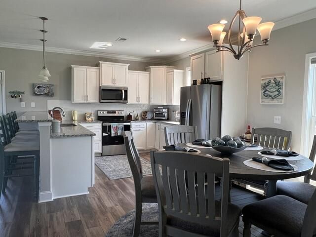 1636 Wharf Ferry Road Photo 11
