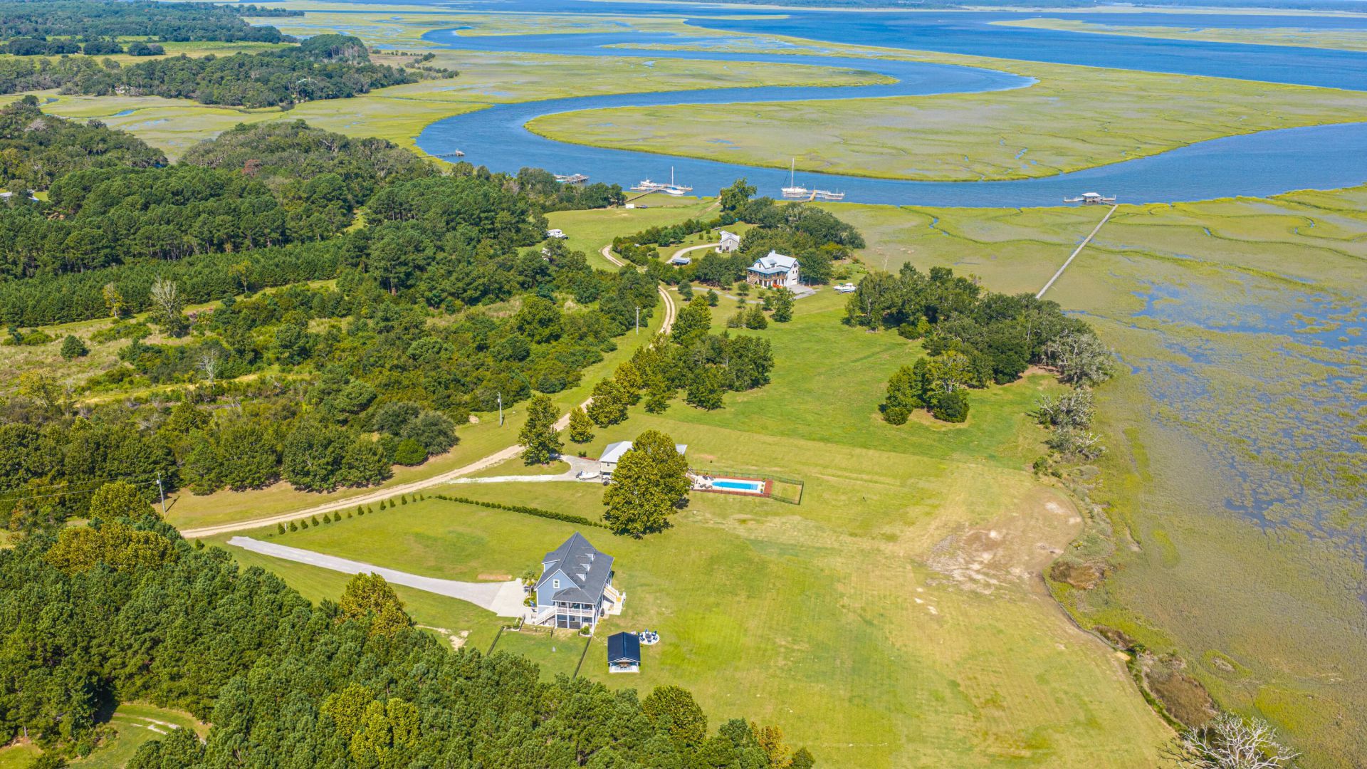 1636 Wharf Ferry Road Photo 8
