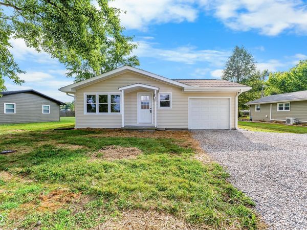 162 N East Street, Crothersville, IN 47229