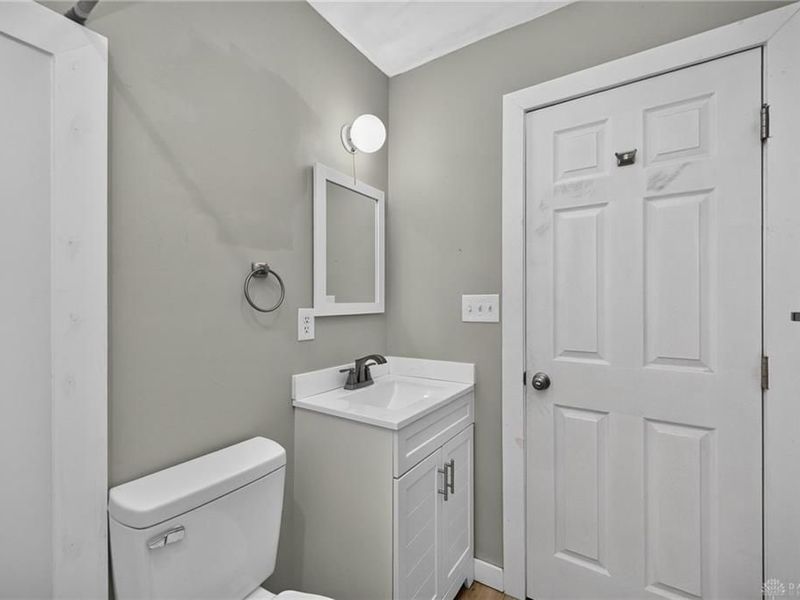 6240 Carmin Avenue, Dayton, OH 45417 Photo 14