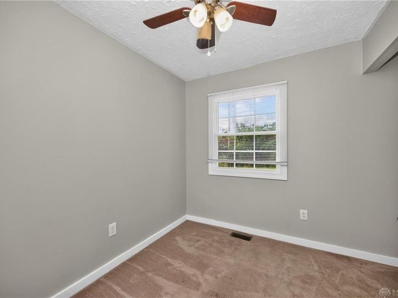 6240 Carmin Avenue, Dayton, OH 45417 Photo 21