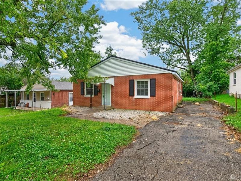 6240 Carmin Avenue, Dayton, OH 45417 Photo 3