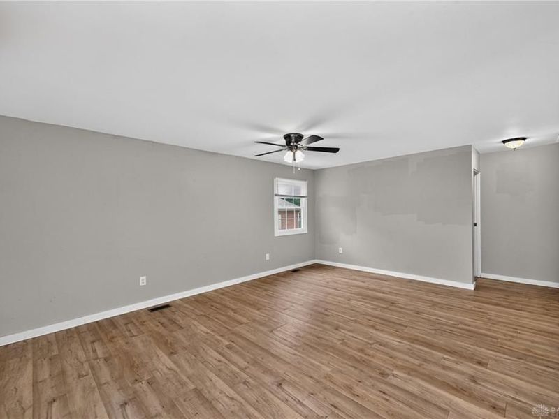 6240 Carmin Avenue, Dayton, OH 45417 Photo 4