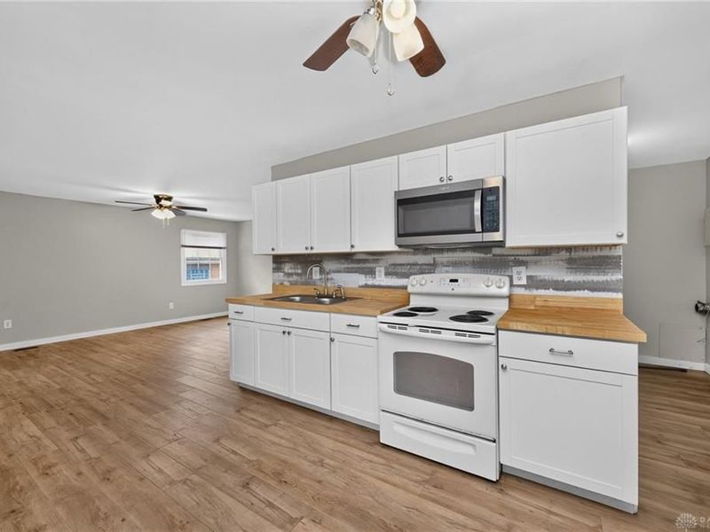6240 Carmin Avenue, Dayton, OH 45417 Photo 7