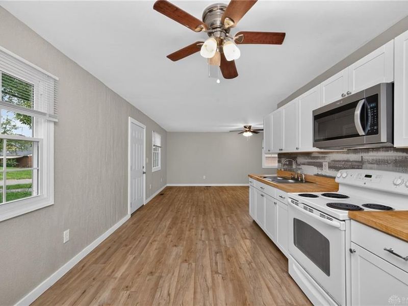 6240 Carmin Avenue, Dayton, OH 45417 Photo 9