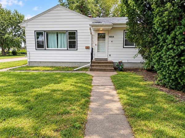 1664 Hawthorne Avenue, Waterloo, IA 50702